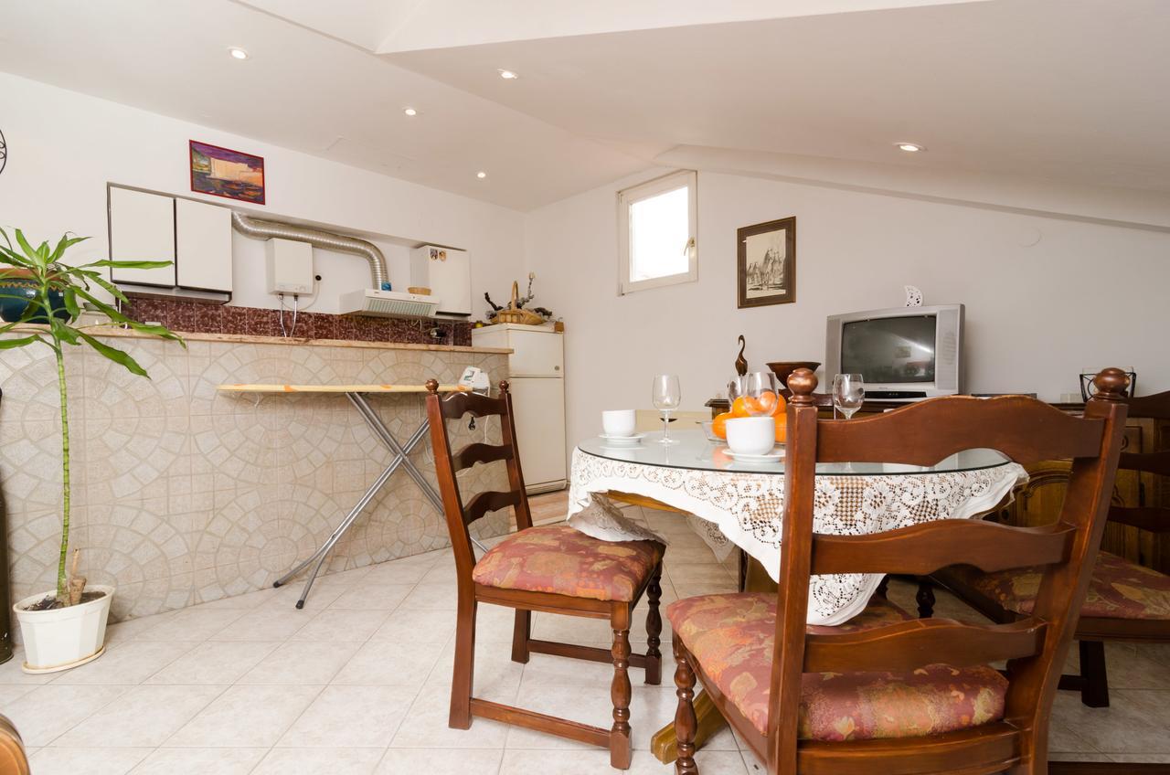 Apartment La Marina Дубровник Екстериор снимка